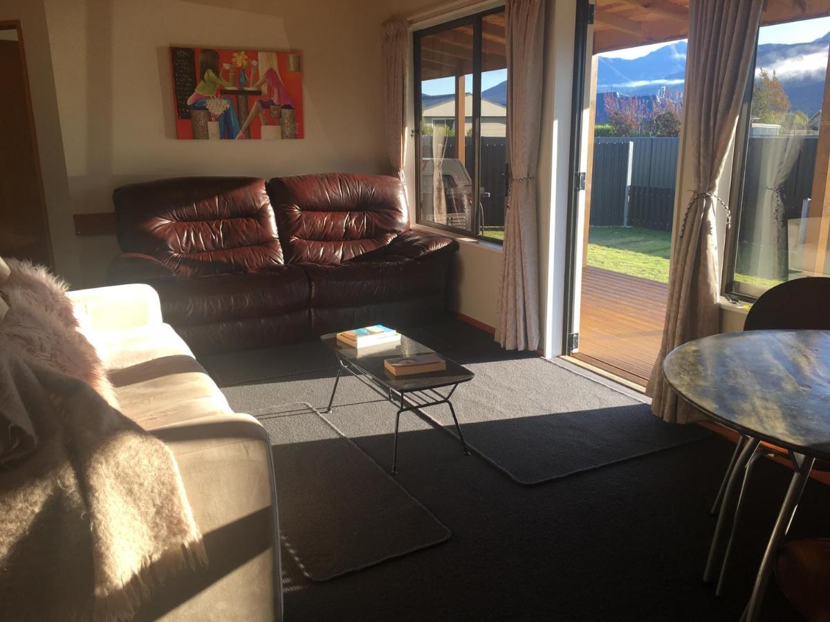 Te Anau Cottage On Govan Exterior foto